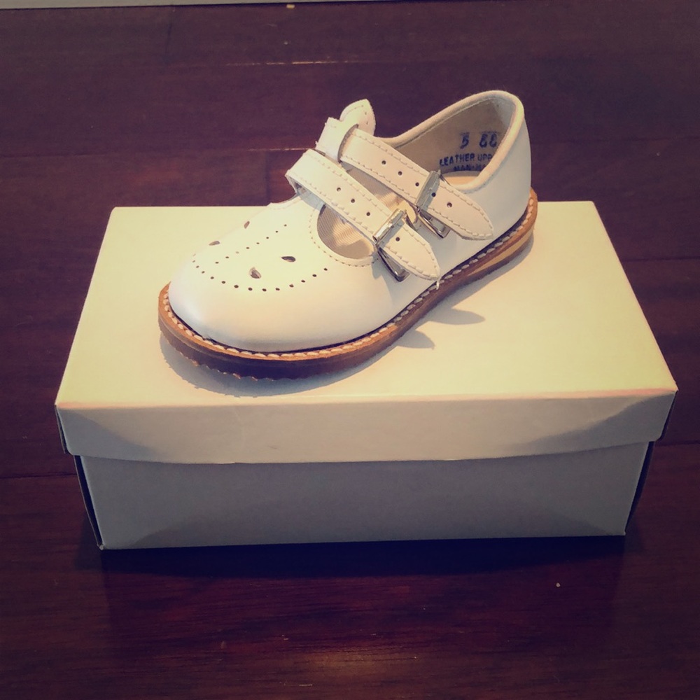 AMILIO Toddler’s T-Strap/English Sandal/Shoe